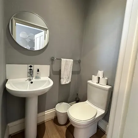 Edgware Guest house *