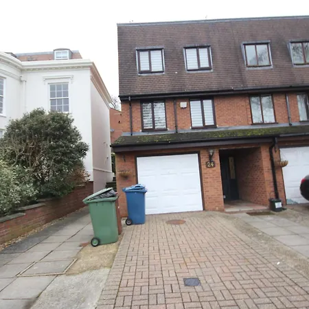 Apartment Sudbury Place *
