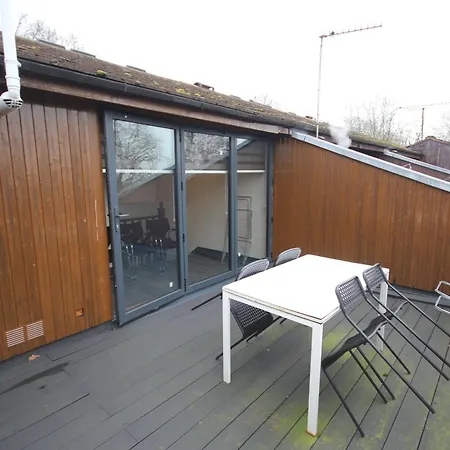 Sudbury Place Apartment