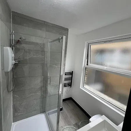 Cosy One Bedroom Flat * London