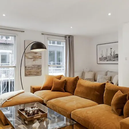 The Riverbank Hideaway Apartment London