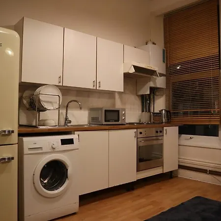 Stylish One Bed Flat In Brook Apartment *