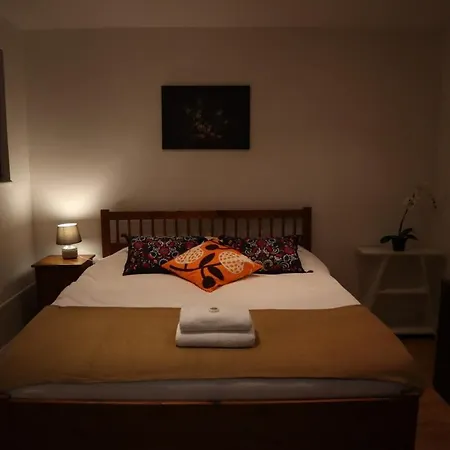 Cozy Flat In Hammersmith Apartment
