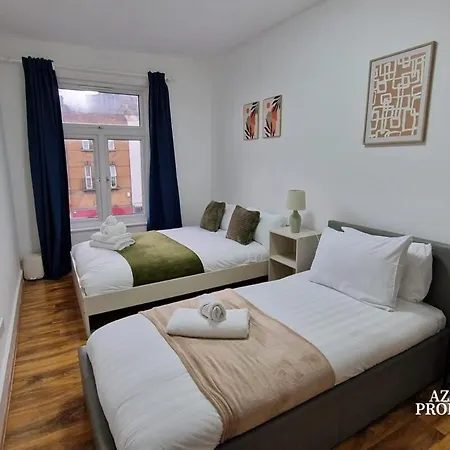 Two Bed Flat - 6 Minutes To Canning Town Station Apartment