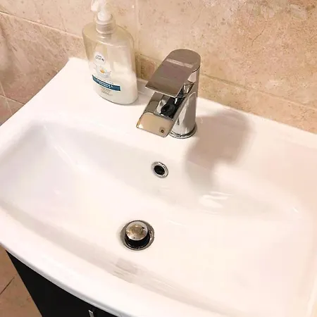 Apartment Light With Kitchenette Close To Hyde Park *