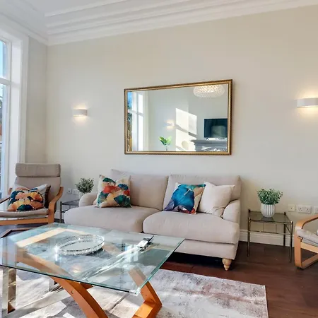 Stunning Edwardian 6-bedroom Family In Muswell Hill London