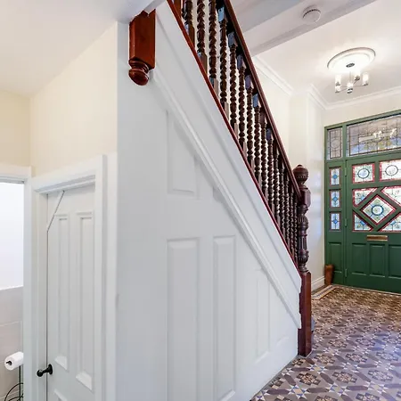 Stunning Edwardian 6-bedroom Family In Muswell Hill * London
