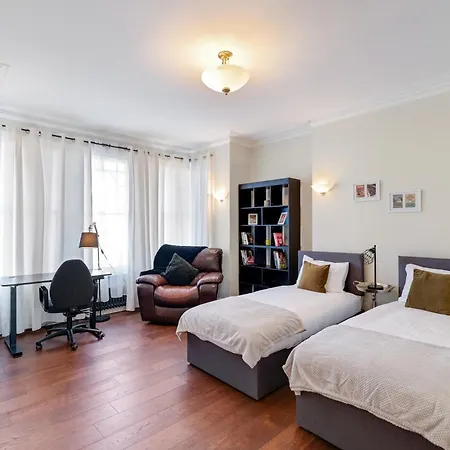 Stunning Edwardian 6-bedroom Family In Muswell Hill * London