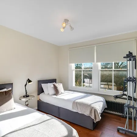 Stunning Edwardian 6-bedroom Family In Muswell Hill London