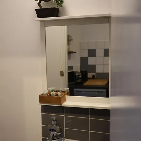 Warren Apartment