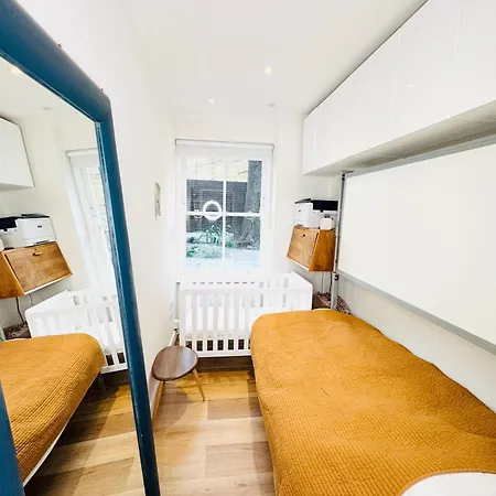 Kings Cross Highbury Angel Oxford Circus Apartment London