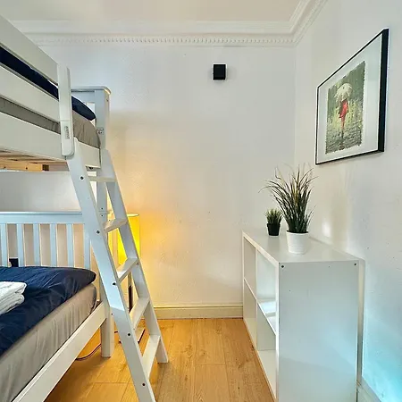 Apartment Ground Floor Finchley Flat *