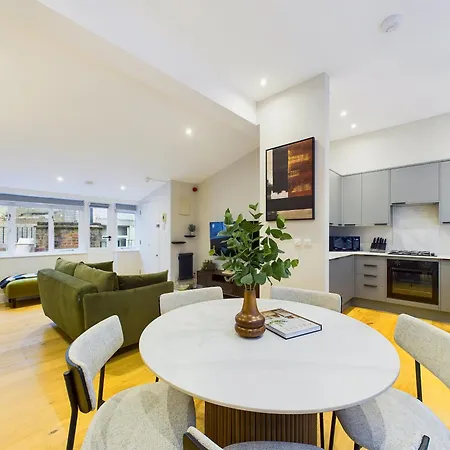 Be - The Piccadilly Circus Residences Apartment