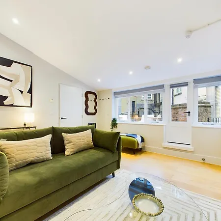 Be - The Piccadilly Circus Residences Apartment London