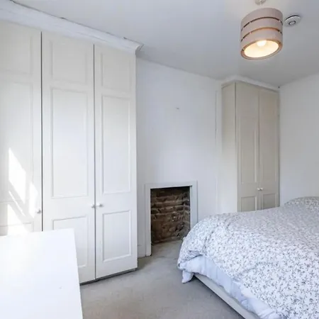 Apartment 1 Bed In Shepherds Bush-westfield *