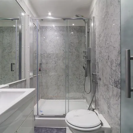 Premium Flat In Paddington Apartment