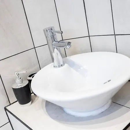 Spacious 2 Bedroom Old Street - Sleeps 6 Casa vacanze Londra