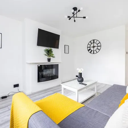Chic Urban Perfect For Groups Of Six! Holiday home *