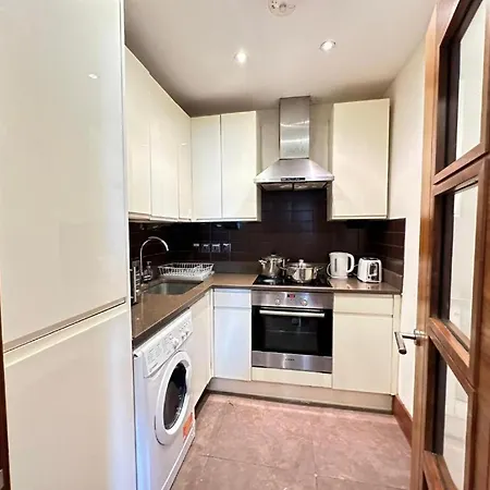 Apartment Park Lane Beautiful Family *