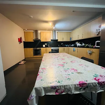 Double In A Specious House In Seven Sisters *