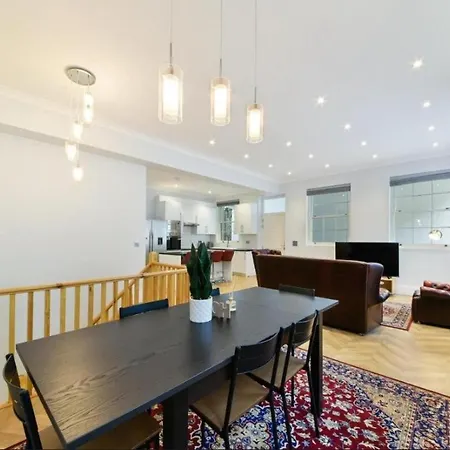 Modern Three-bedroom Flat In Paddington Apartment