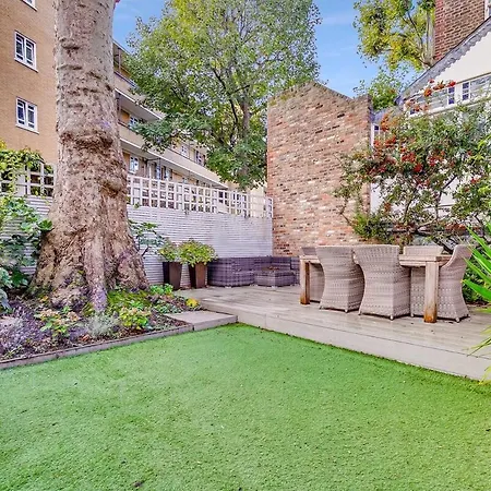Luxury Kensington Flat - Private Garden - Tube 4 Min Walk London