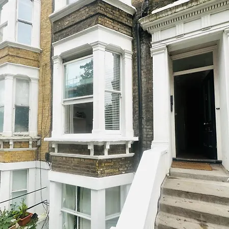 Apartment Victorian Garden Flat