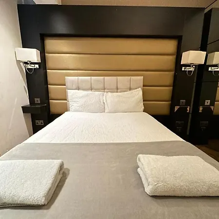 Apartment Park Lane Beautiful Family *