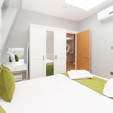 Apartment Modern Two-bedroom In Paddington London