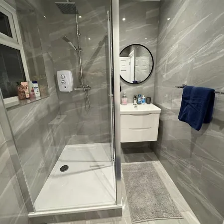 Modern 3 Bed Near Excel-big Ben Holiday home London