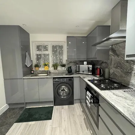 Modern 3 Bed Near Excel-big Ben *