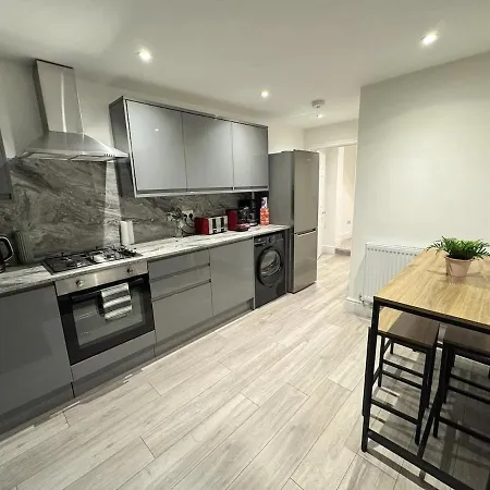 Modern 3 Bed Near Excel-big Ben * London