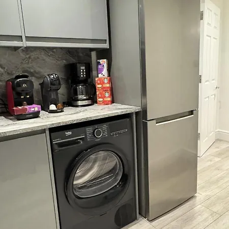 Modern 3 Bed Near Excel-big Ben Holiday home *