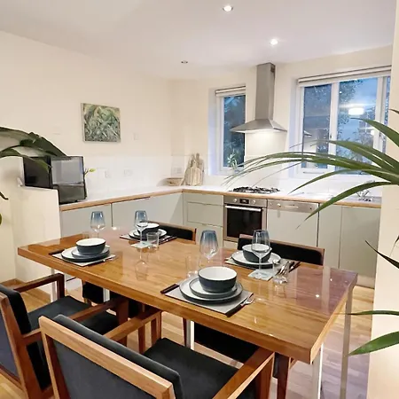 Chic 2bed Loft In Central Near King S Cross London