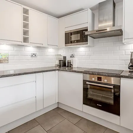 Welcoming 2br Near Bridge, Shard, Borough Apartment London
