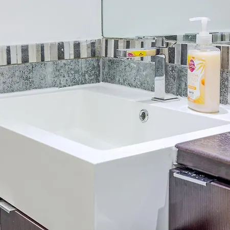 Welcoming 2br Near Bridge, Shard, Borough * London