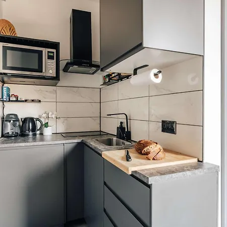 Modern And Spacious Duplex In Earls Court *