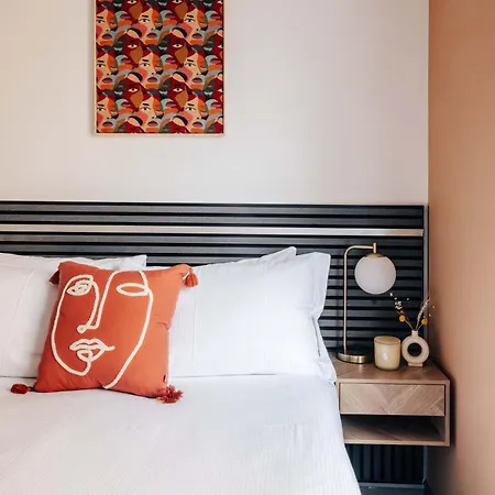 Holiday home Modern And Spacious Duplex In Earls Court London