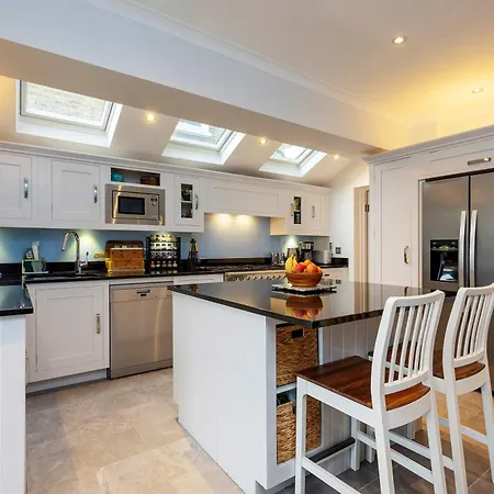 Holiday home Veeve - The Barnes Family Haven *