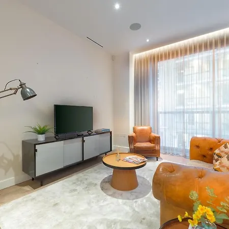 Vesto Stylish Split Level 1-bed Apt King's Cross London