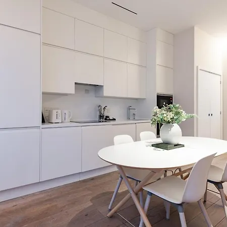 Vesto Stylish Split Level 1-bed Apt King's Cross Apartment *