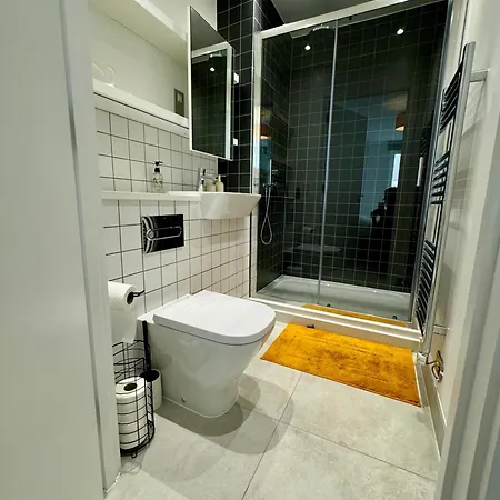 Amazing In Canary Wharf Two Bedroom