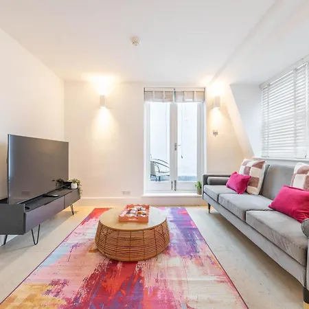 Apartment Berryland 11 By Artsy