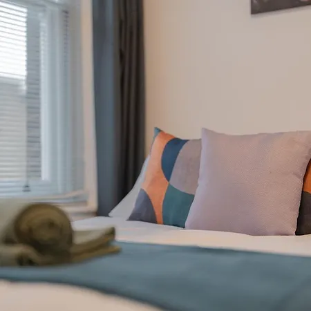 Comfy 1 Bed Flat In Sleeps 3