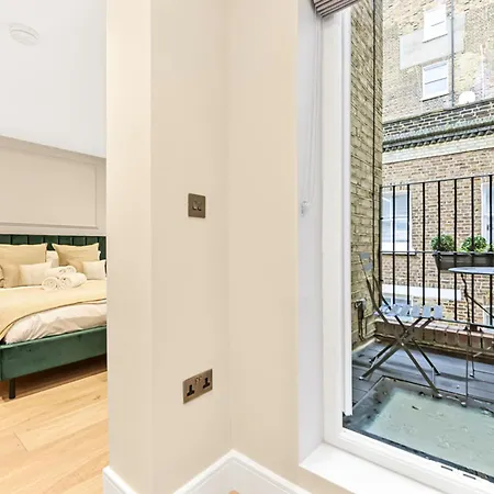 Upscale 3-br Haven In Highend And Trendy Location Nyaraló *