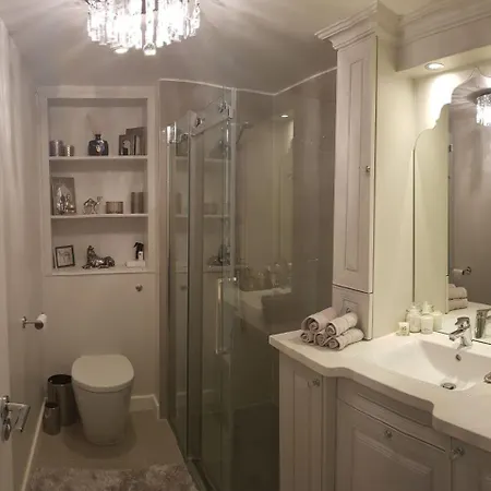 Beautiful Located In West Kensington Fulham Chelsea Lejlighed
