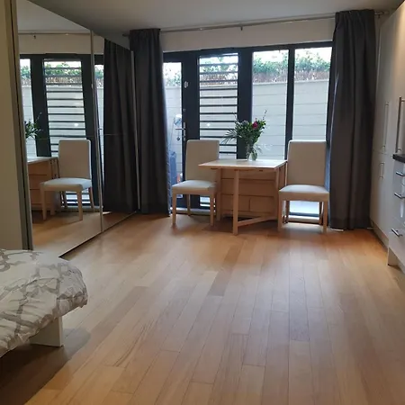 Beautiful Located In West Kensington Fulham Chelsea *