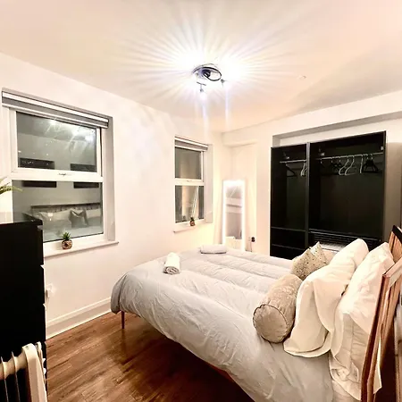 Apartment Fully Refurbed 2025 1 Minute To Old Street Station London