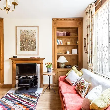 Cosy Pimlico Retreat London