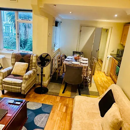 Prime Cozy By Kensington *